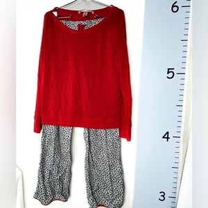 Victoria's Secret 2PC Red & Santa Christmas Pajama Set Small